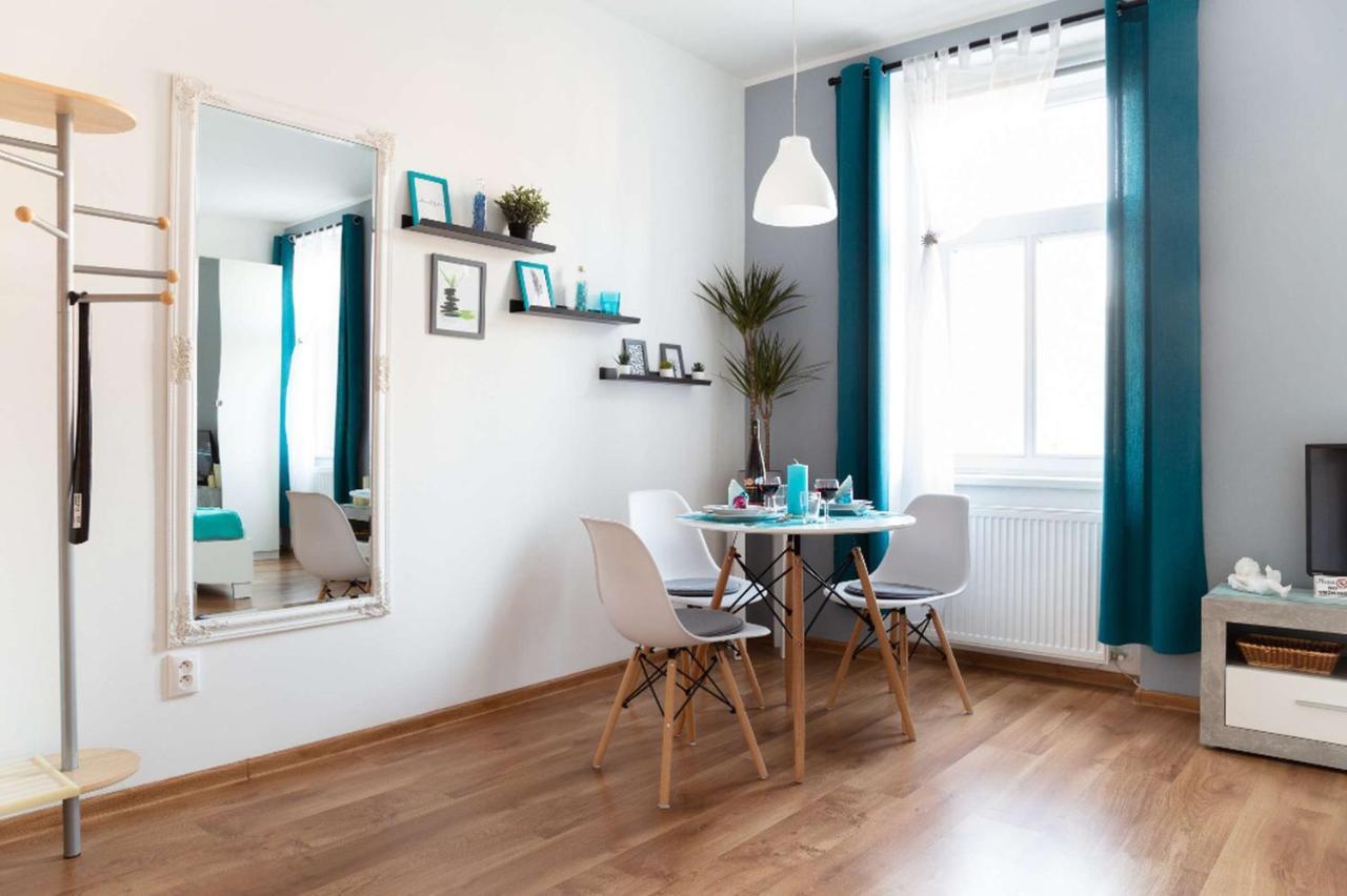 Jonas Apartments - Great Location Near Bratislava City Center ภายนอก รูปภาพ