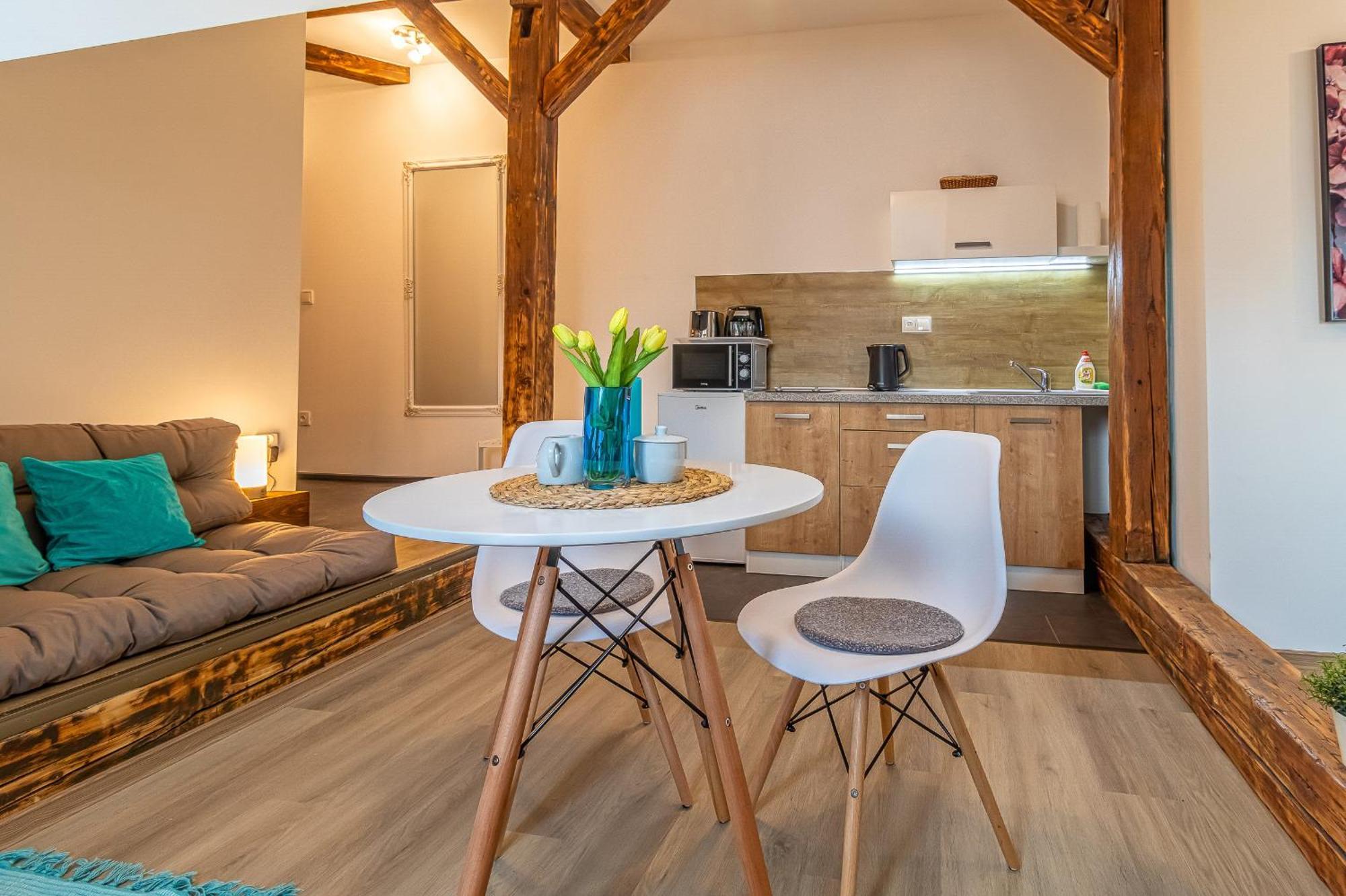Jonas Apartments - Great Location Near Bratislava City Center ภายนอก รูปภาพ