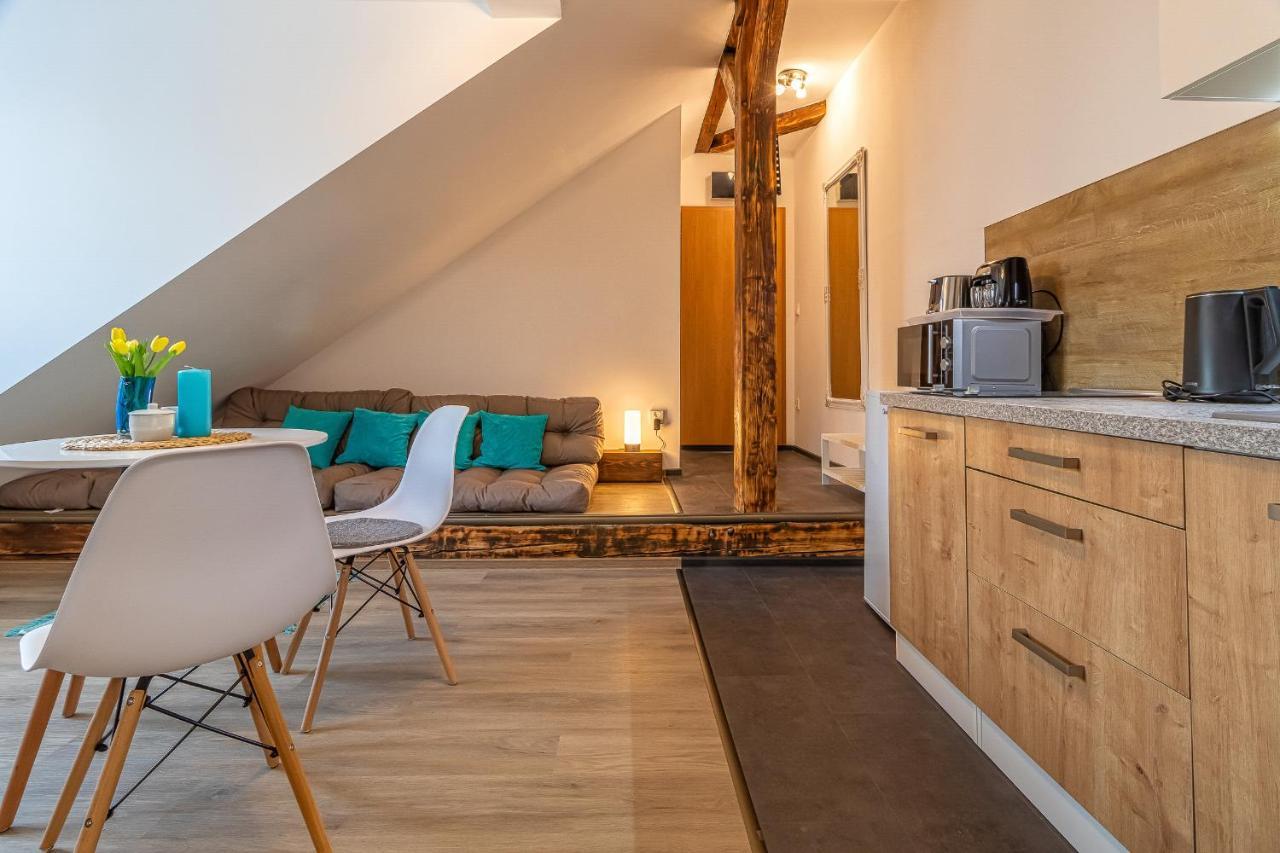 Jonas Apartments - Great Location Near Bratislava City Center ภายนอก รูปภาพ
